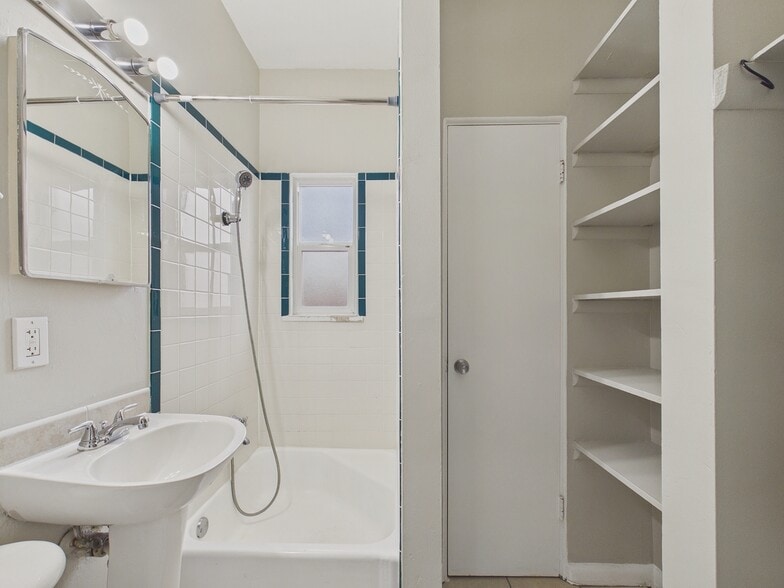 More Photos Of 5995 W 29th Ave, Wheat Ridge Apartments For Sale