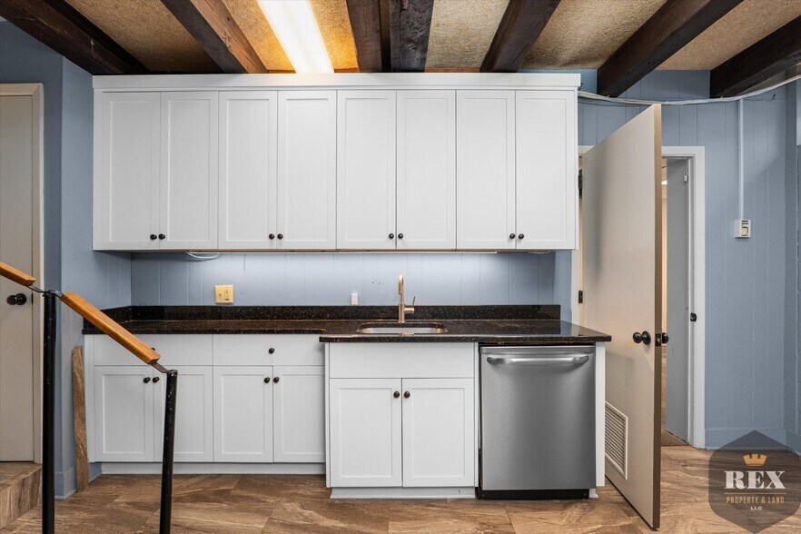 More Photos Of 1101 Greene St, Augusta Loft Creative Space For Sale