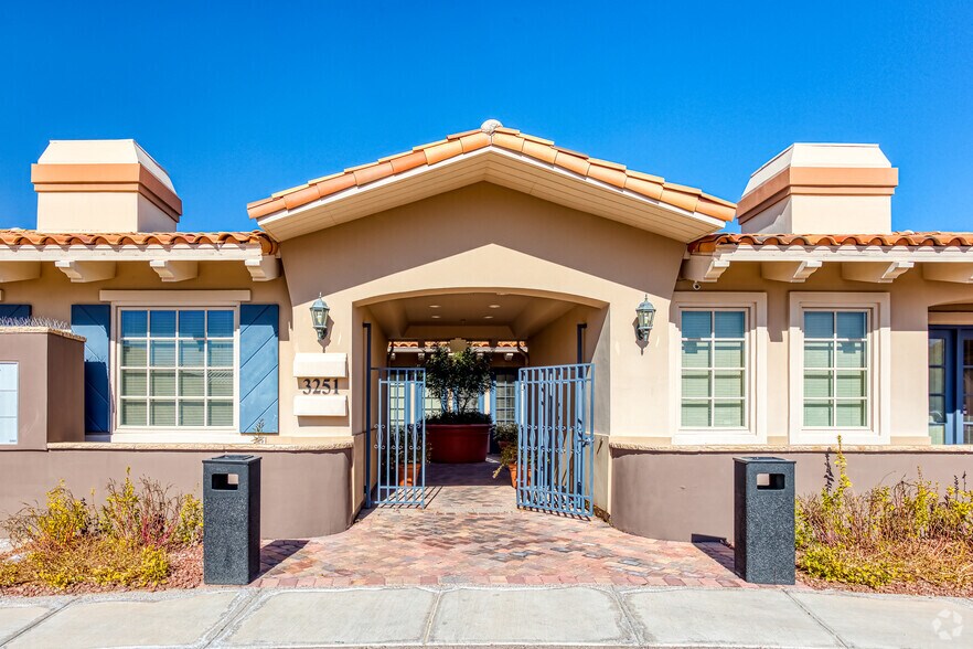 More Photos Of 3251 E Warm Springs Rd, Las Vegas Office For Sale
