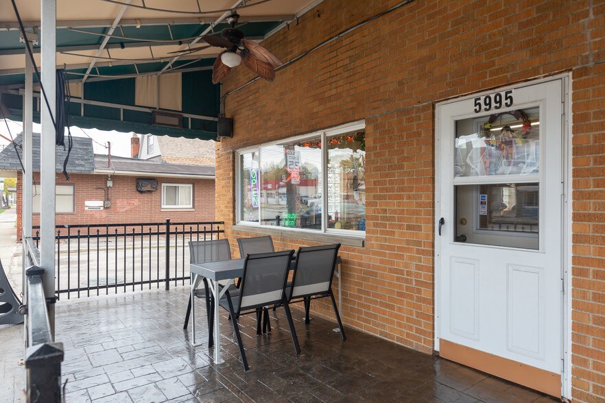 More Photos Of 6001 State Rd, Parma Restaurant For Sale
