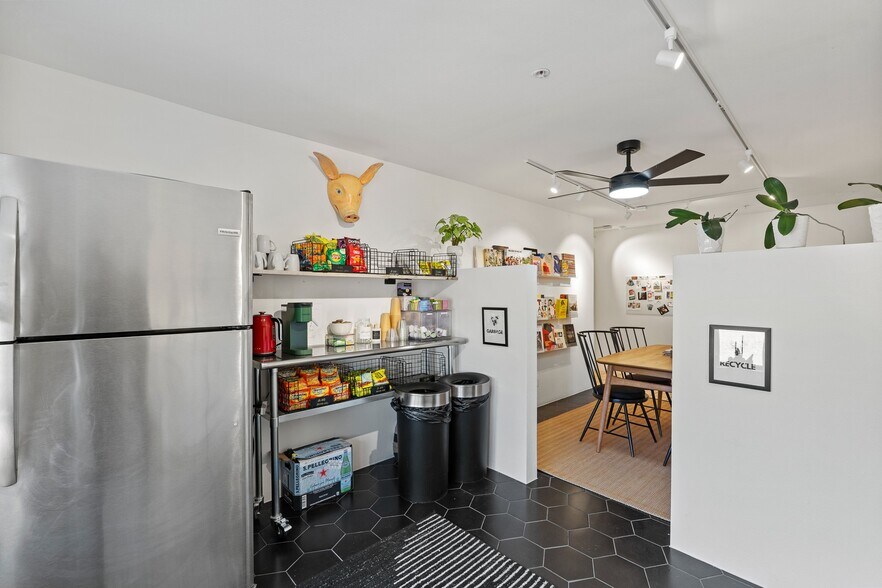 More Photos Of 4 N Chamisa Dr, Santa Fe Specialty For Sale