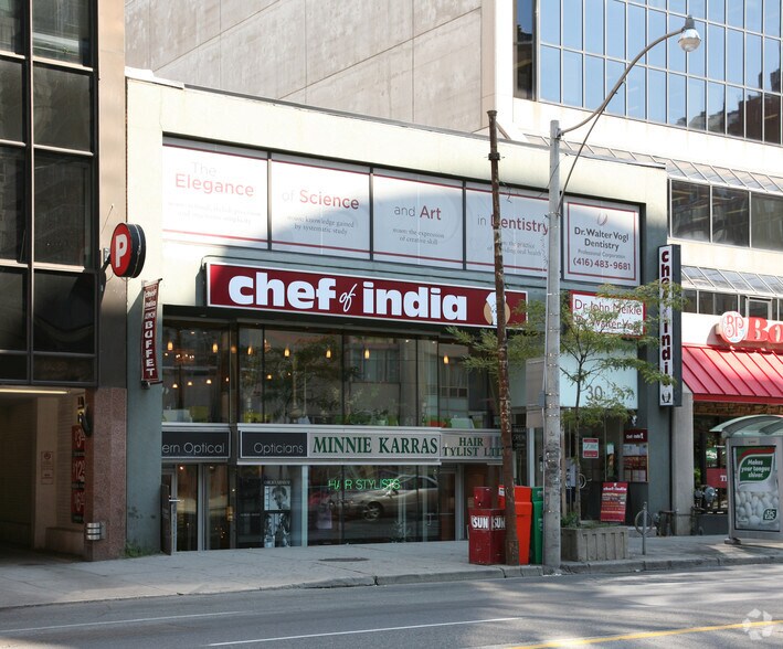 More Photos Of 30 Eglinton Ave E, Toronto Storefront Retail Office For Lease