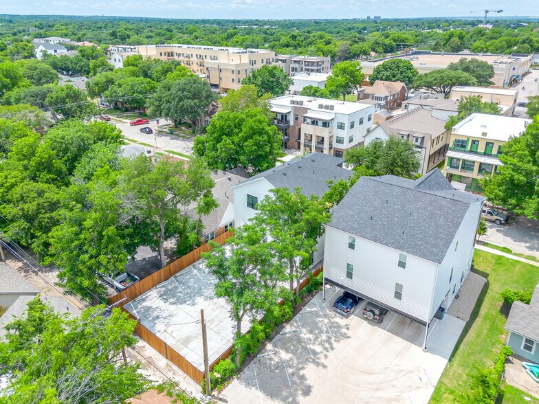 More Photos Of 3133 Cockrell Ave, Fort Worth Apartments For Sale