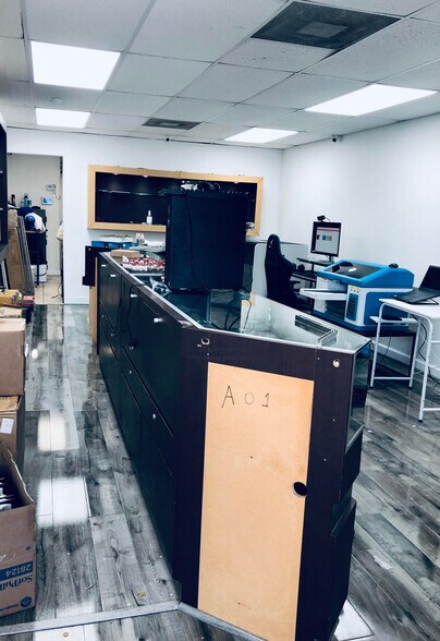 More Photos Of 1200-1240 E 4th Ave, Hialeah General Retail For Sale