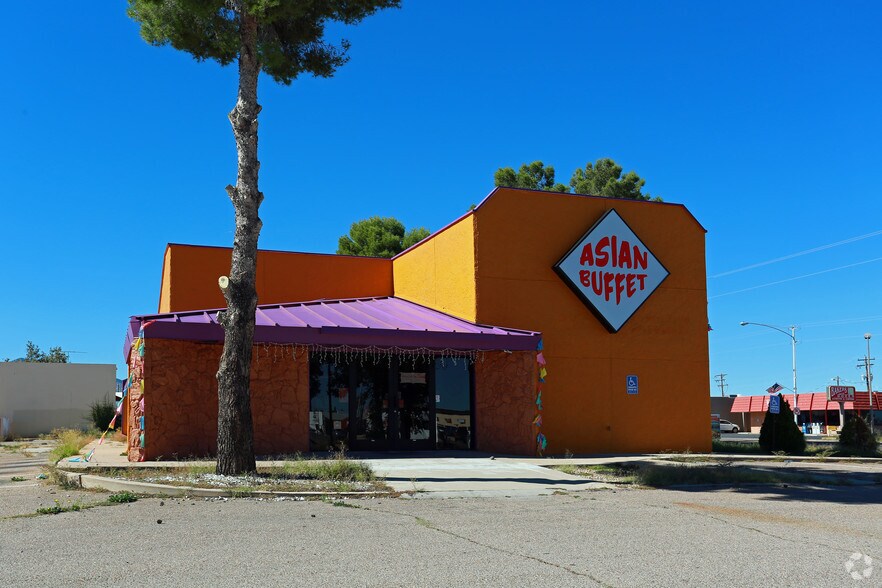 More Photos Of 386 E Fry Blvd, Sierra Vista Restaurant For Lease