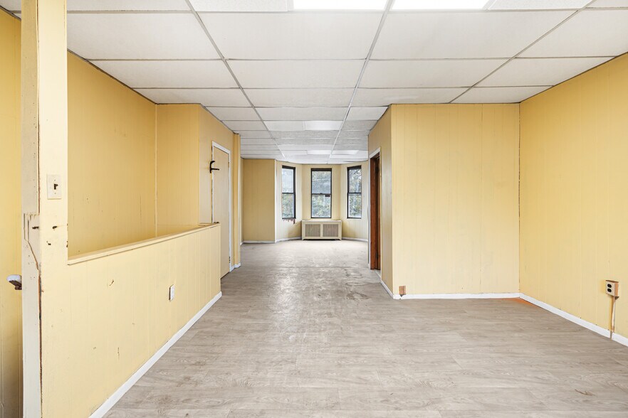 More Photos Of 4311-4317 N 3rd St, Philadelphia Warehouse For Lease