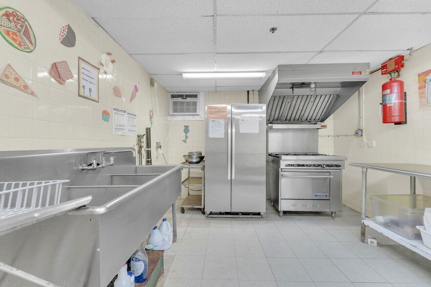 More Photos Of 309 Vine St, Camden Daycare Center For Sale