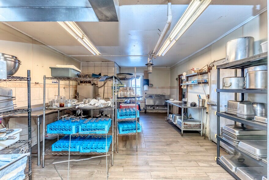 More Photos Of 812 Ulster Ave, Kingston Freestanding For Sale