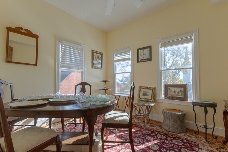 More Photos Of 22 E 2nd St, Frederick Office Residential For Lease