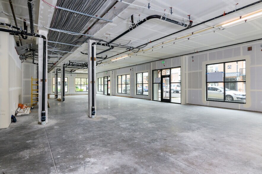 More Photos Of 1625 NE Market Dr, Fairview Multifamily For Sale