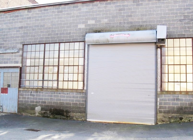 More Photos Of 32 Oak Hill Ln, Fitchburg Warehouse For Sale