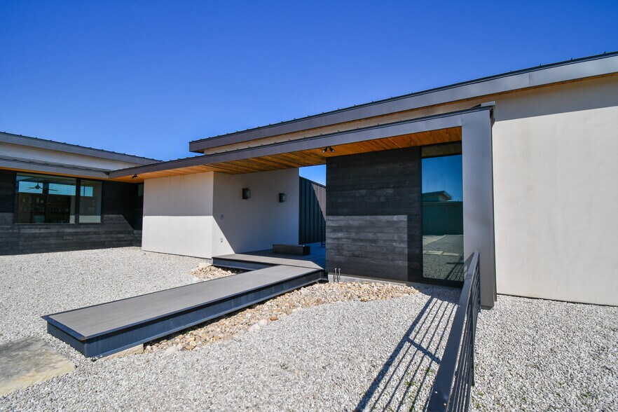 More Photos Of 5081 Bandera Hwy, Camp Verde Winery Vineyard For Sale