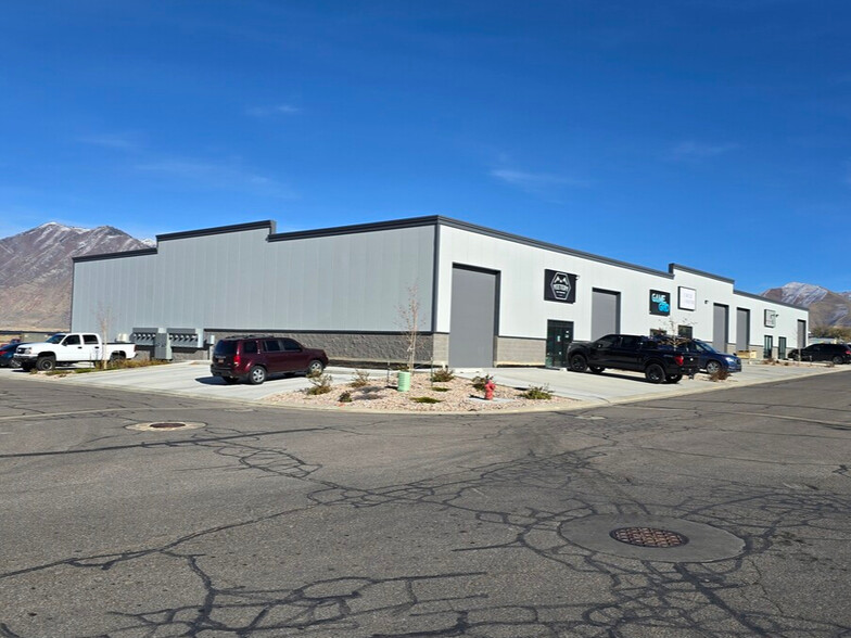 Primary Photo Of 1111 E 1060 N, Spanish Fork Showroom For Lease