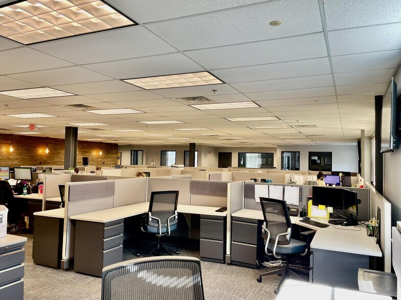 More Photos Of 1749 Mallory Ln, Brentwood Office For Lease