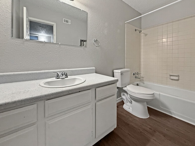 More Photos Of 401 Pinchback Rd, Beaumont Apartments For Sale