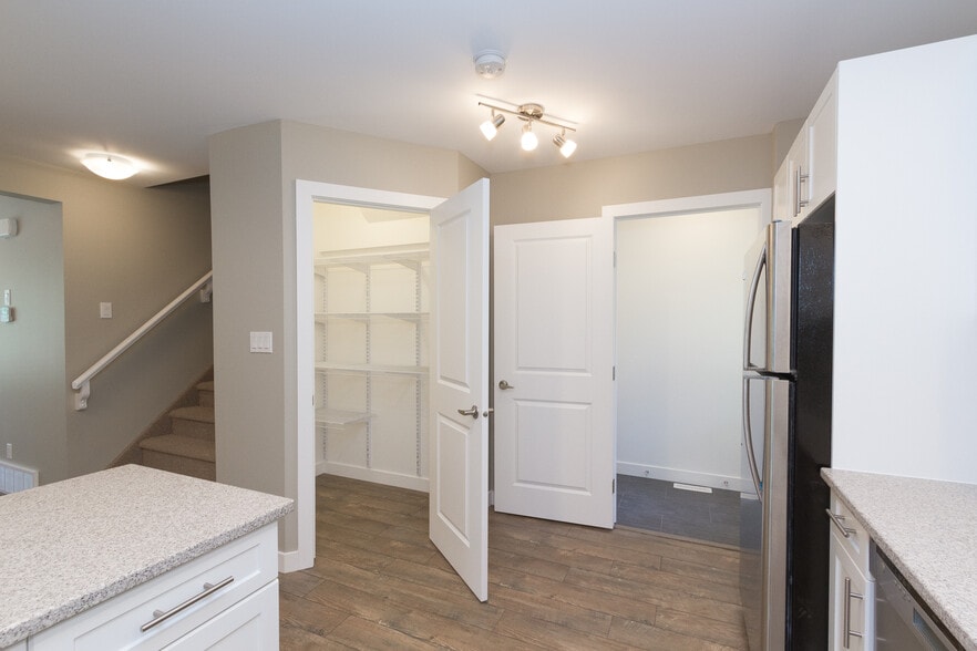 More Photos Of 12504 119 Av NW, Edmonton Multifamily For Sale