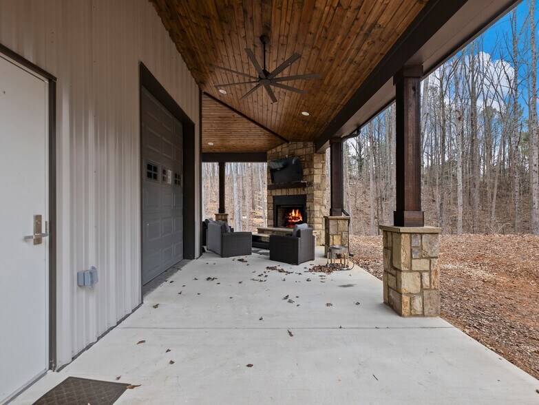 More Photos Of 3263 Tanners Mill Rd, Gainesville Lodge Meeting Hall For Sale