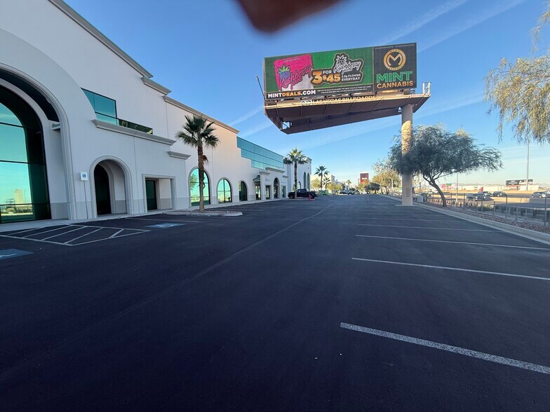 More Photos Of 7660 Dean Martin Dr, Las Vegas Warehouse For Lease