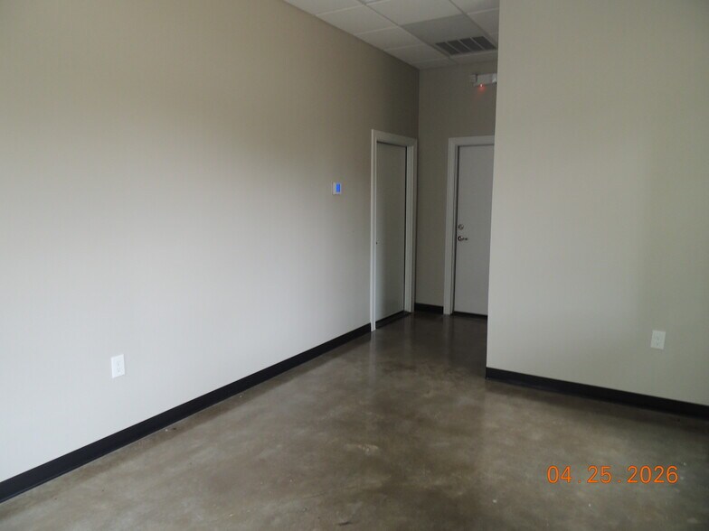 More Photos Of 2309 Wade Cir S, Conroe Unknown For Lease