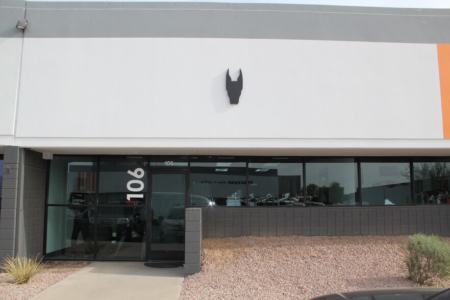 Primary Photo Of 2452 W Birchwood Cir, Mesa Manufacturing For Lease