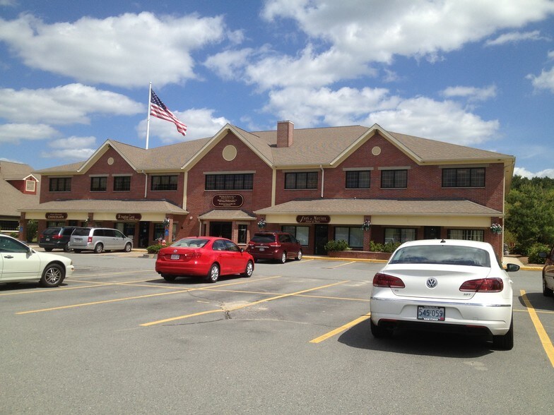 More Photos Of 835 W Central St, Franklin Medical For Lease