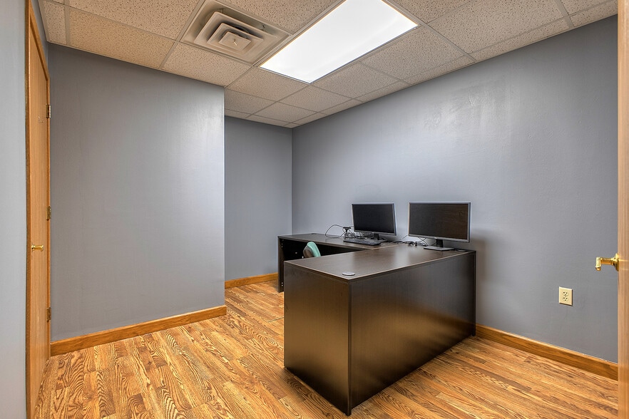 More Photos Of 911 Ligonier St, Latrobe Medical For Sale