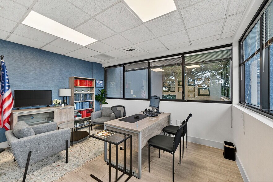 More Photos Of 2950 W Cypress Creek Rd, Fort Lauderdale Medical For Lease