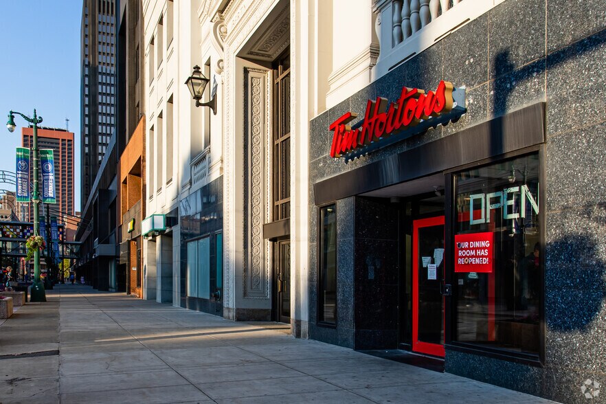 More Photos Of 424 Main St, Buffalo Office For Lease