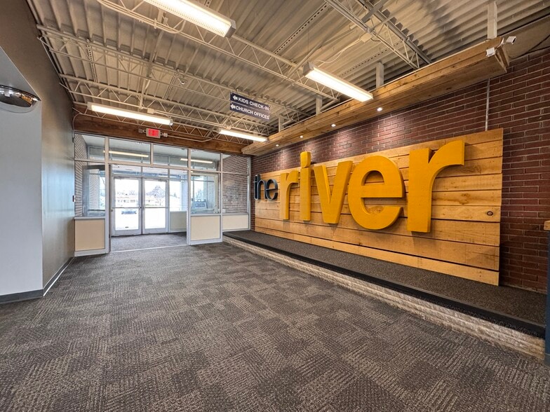 More Photos Of 759 S Lenfesty Ave, Marion Religious Facility For Sale