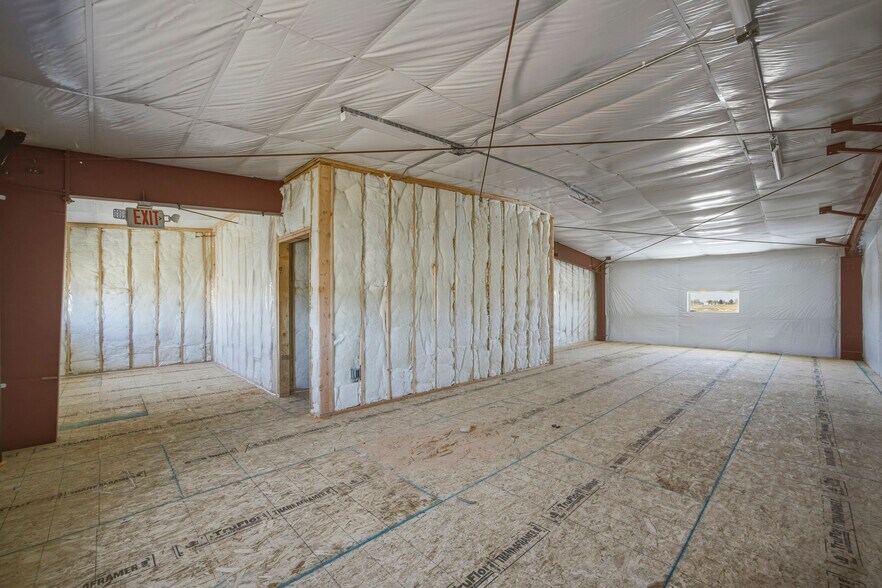 More Photos Of 1342 E Saint Helens St, Pasco Light Distribution For Lease