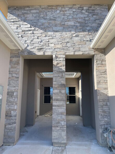 More Photos Of 581 W Indian Creek Dr, Grand Junction Multifamily For Sale