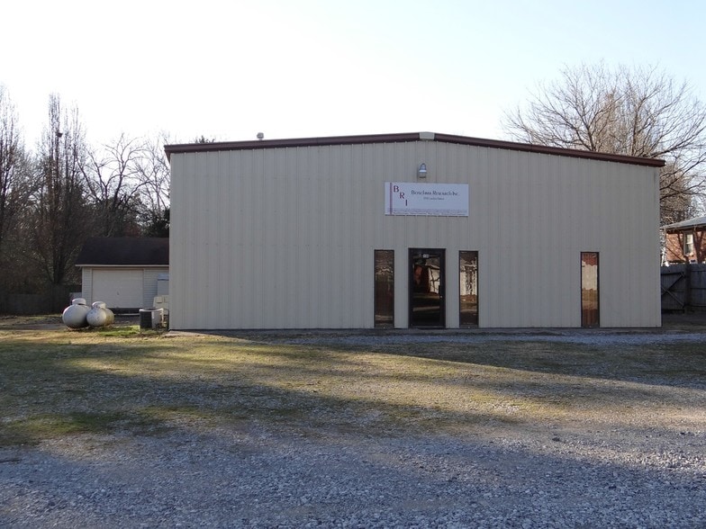 More Photos Of 138 Lawler Rd, Brownsboro Warehouse For Sale