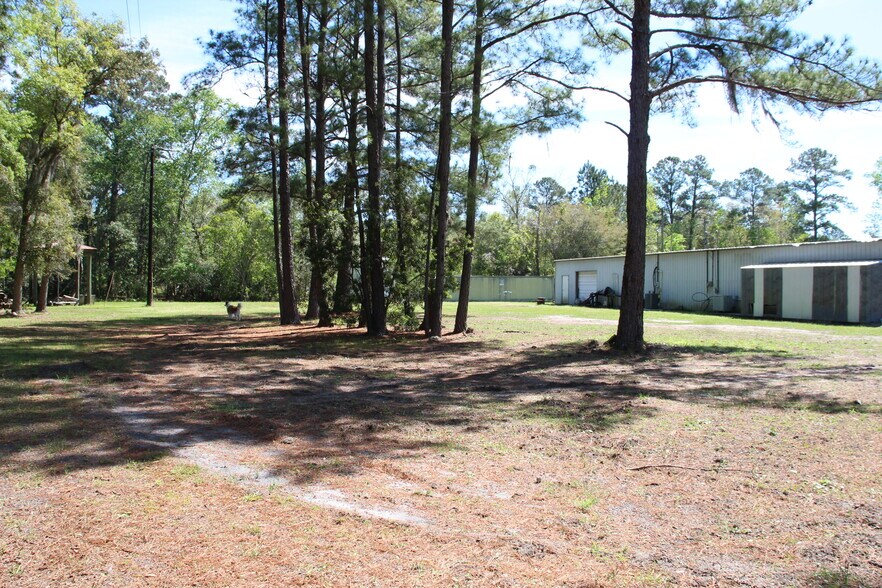 More Photos Of 6523 Harrietts Bluff Rd, Woodbine Freestanding For Sale