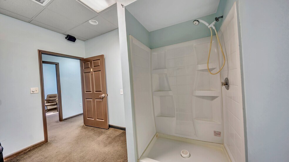 More Photos Of 3831 Tyrone Blvd N, Saint Petersburg Office For Lease