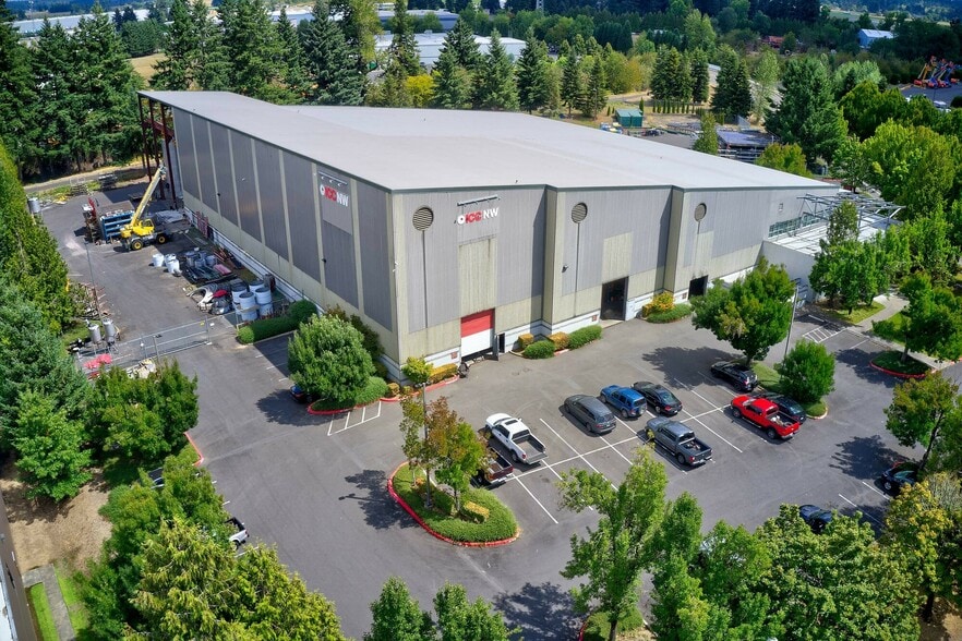 Primary Photo Of 390 S Redwood St, Canby Manufacturing For Sale