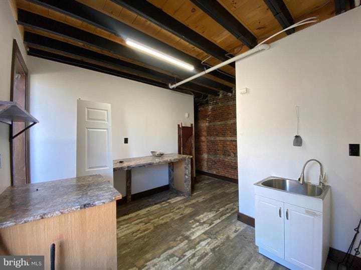 More Photos Of 39 N 4th St, Camden Storefront Retail Residential For Lease