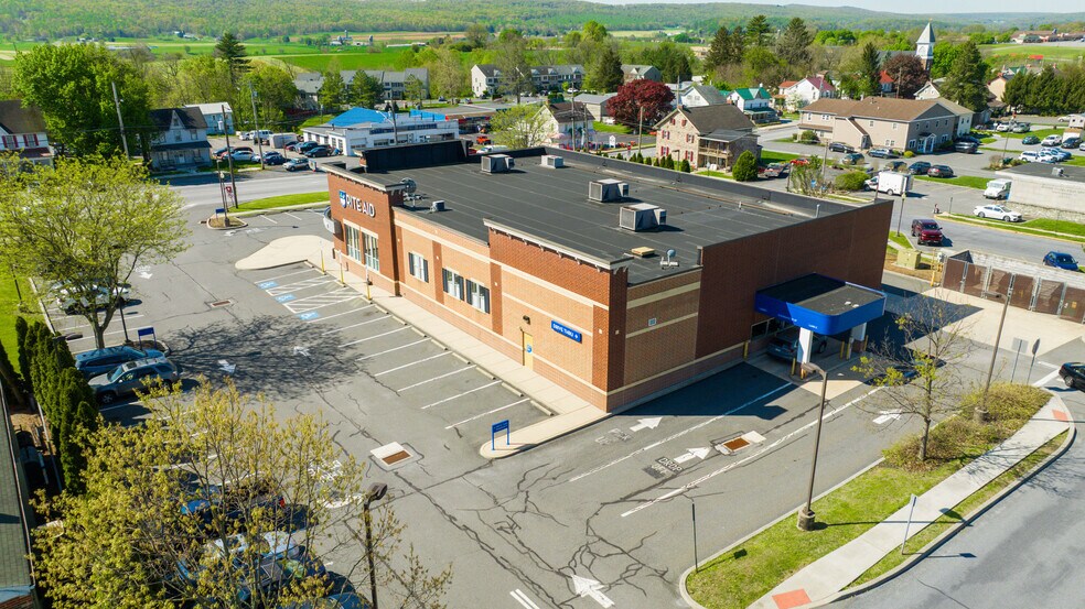 More Photos Of 3145 W Main St, Morgantown Drugstore For Lease