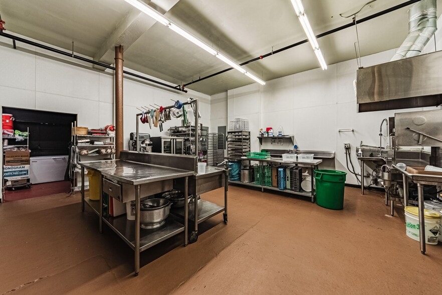 More Photos Of 443 N Commercial St, Trinidad Specialty For Sale