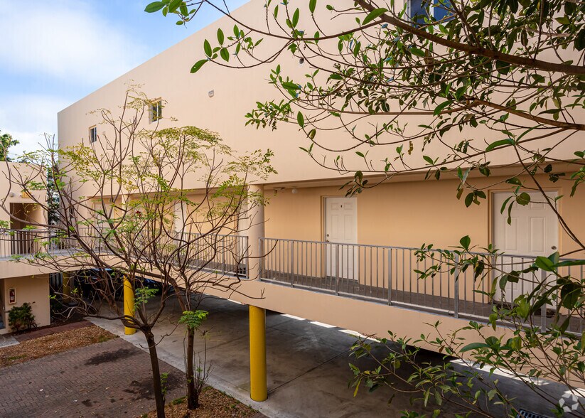 More Photos Of 1553 SW 2nd St, Miami Apartments For Sale