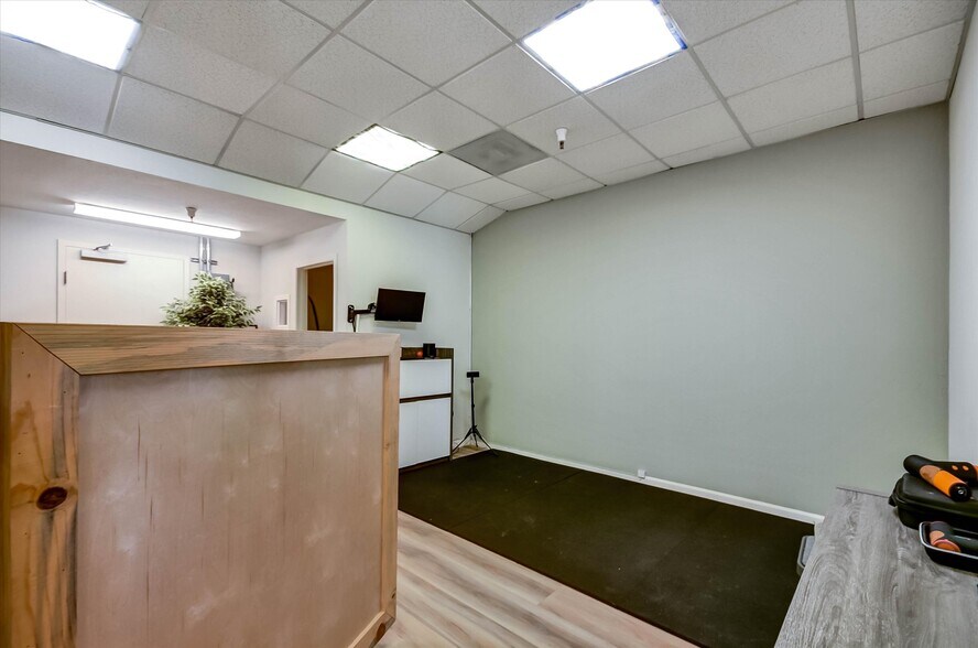More Photos Of 1300 Grant Ave, Novato Office For Sale