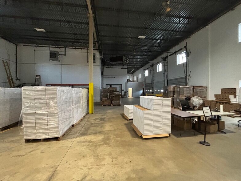 More Photos Of 30 Charles St, Needham Flex For Lease