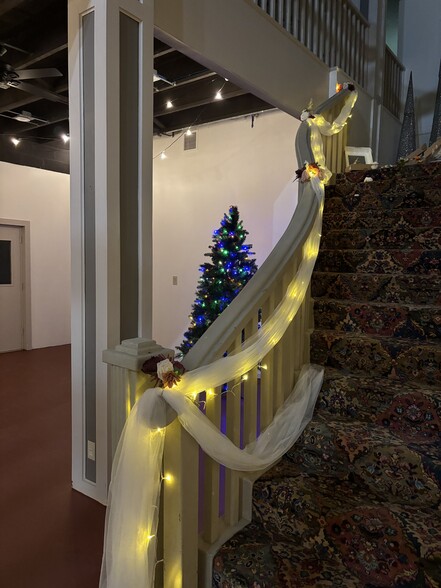 More Photos Of 4322 E 11th St, Tulsa Freestanding For Lease