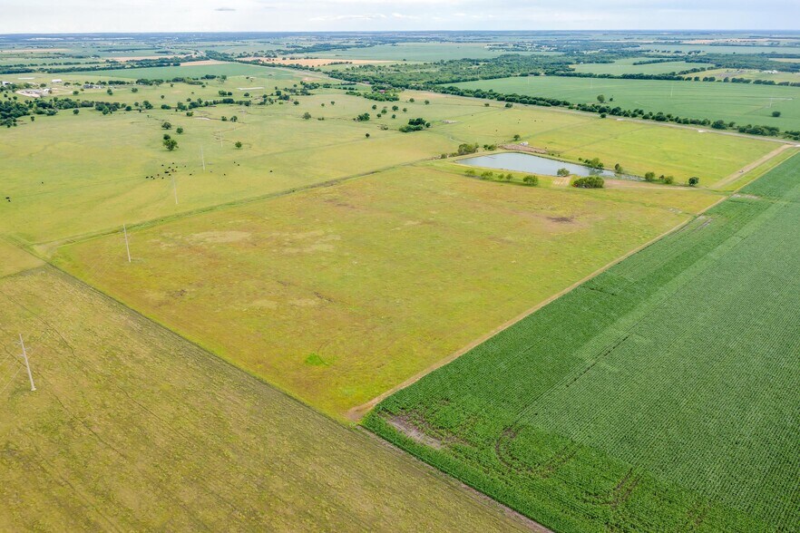 More Photos Of 2848 TX-81, Itasca Land For Sale