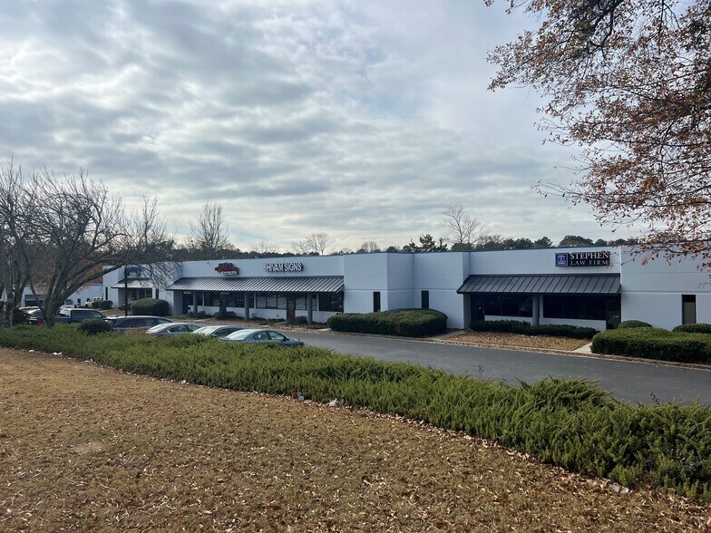 More Photos Of 6000 Dawson Blvd, Norcross Unknown For Lease