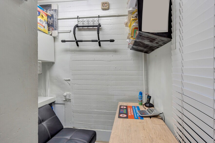 More Photos Of 834 Monticello Rd, Charlottesville Storefront Retail Residential For Sale