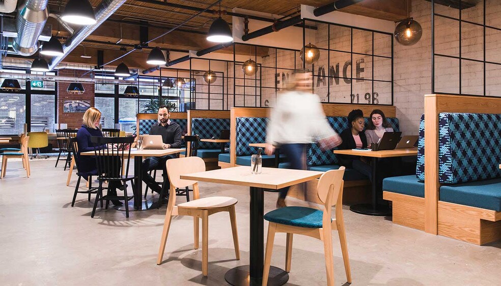 More Photos Of 929 Granville St, Vancouver Coworking Space