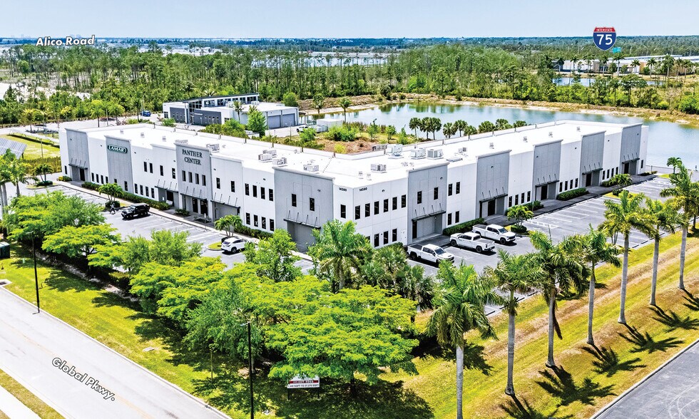 More Photos Of 14580 Global Pkwy, Fort Myers Distribution For Sale