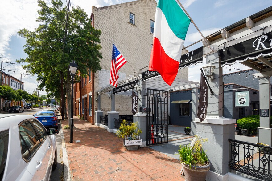 More Photos Of 23-25 W Old St, Petersburg Apartments For Sale