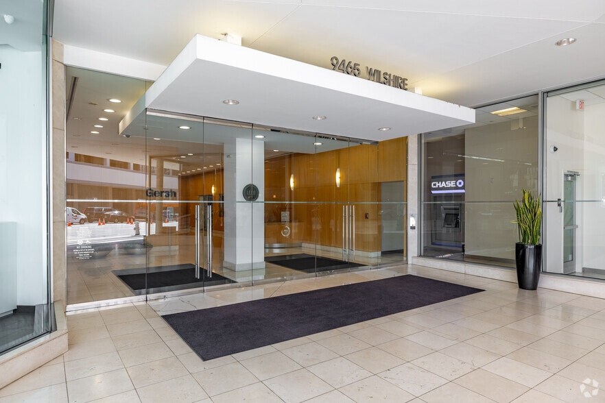 More Photos Of 9465 Wilshire Blvd, Beverly Hills Coworking Space