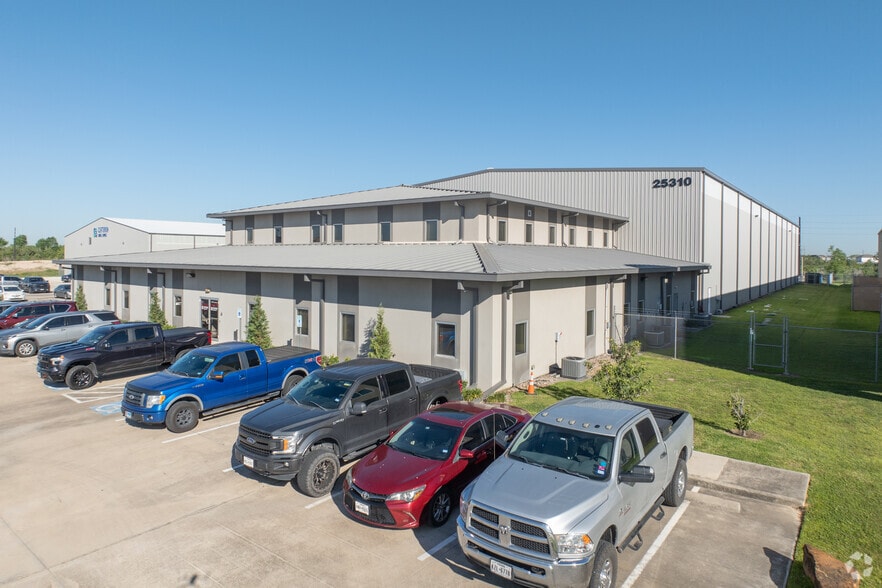 More Photos Of 25310 Clay Rd, Katy Unknown For Lease